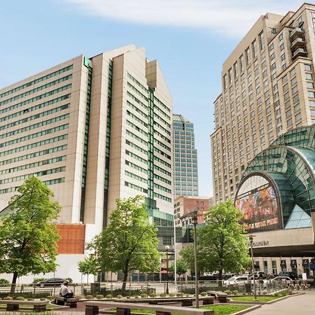 Embassy Suites By Hilton Indianapolis Downtown מראה חיצוני תמונה