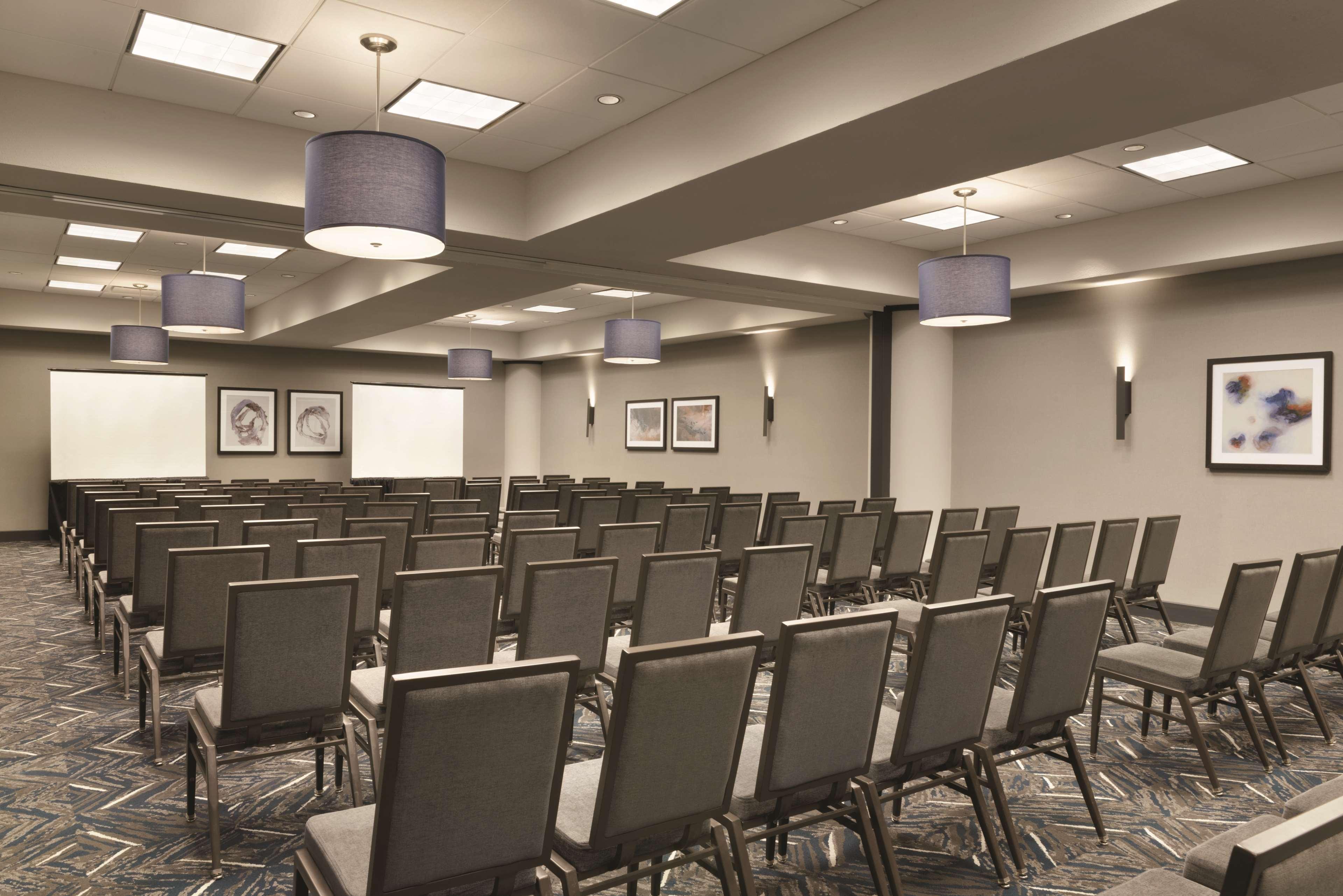 Embassy Suites By Hilton Indianapolis Downtown מראה חיצוני תמונה