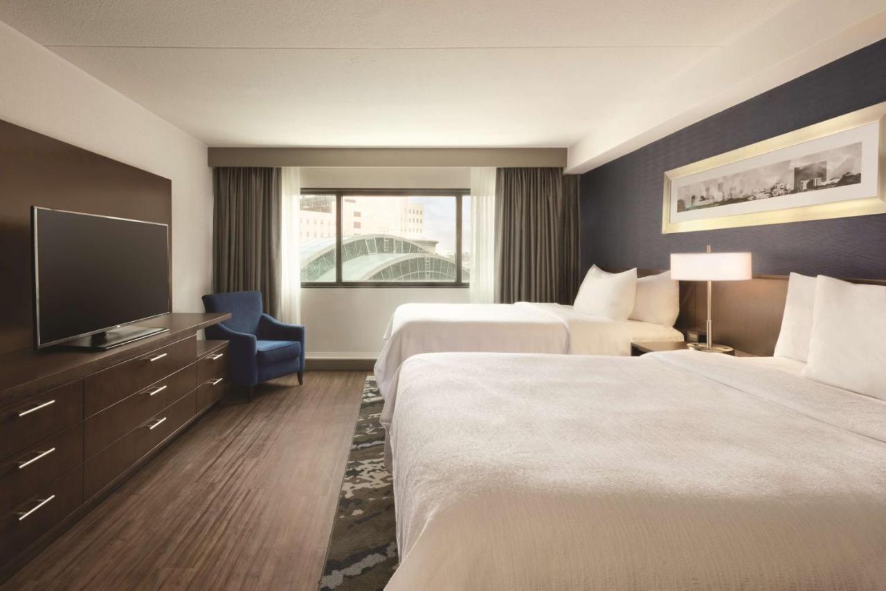 Embassy Suites By Hilton Indianapolis Downtown מראה חיצוני תמונה
