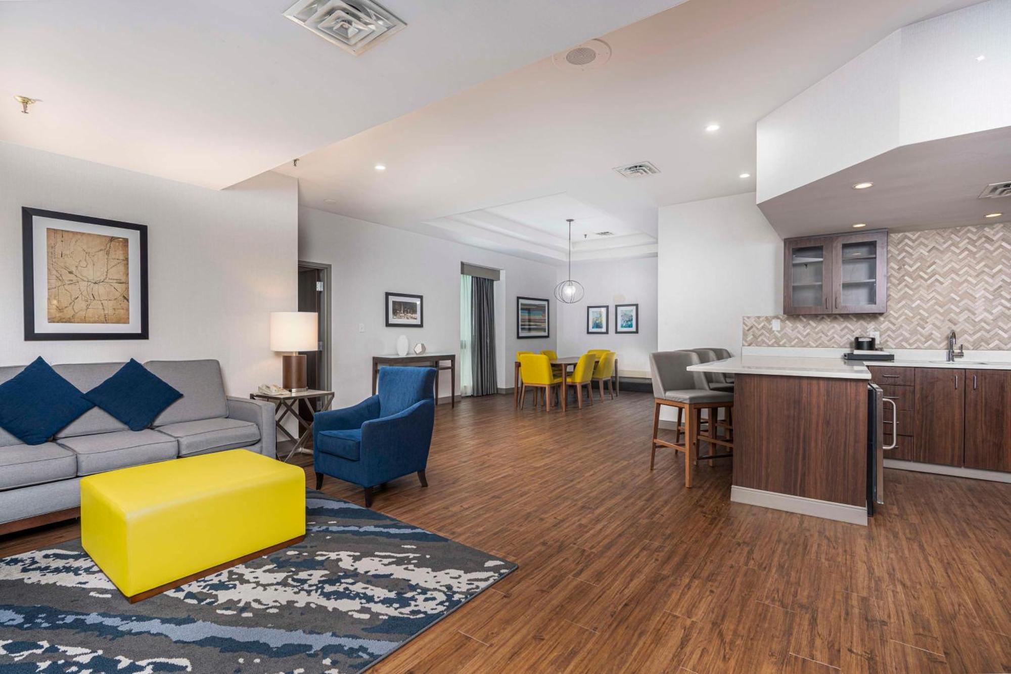 Embassy Suites By Hilton Indianapolis Downtown מראה חיצוני תמונה