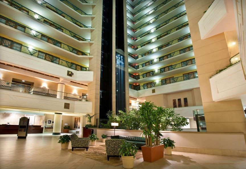 Embassy Suites By Hilton Indianapolis Downtown מראה חיצוני תמונה
