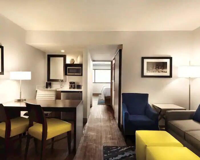 Embassy Suites By Hilton Indianapolis Downtown מראה חיצוני תמונה